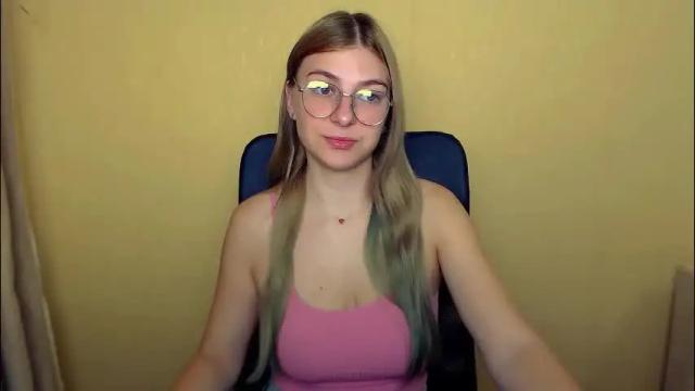Image 2 of luna_lush_ Stream on Chaturbate on 4 months ago