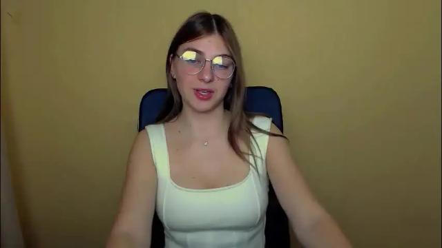 Image 3 of luna_lush_ Stream on Chaturbate on 2 months ago