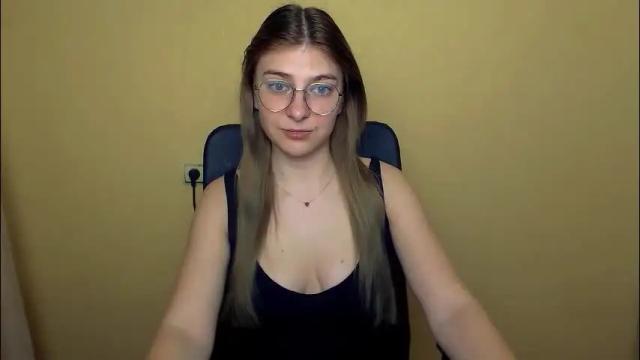 Image 2 of luna_lush_ Stream on Chaturbate on 2 months ago