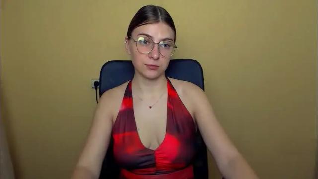 Image 4 of luna_lush_ Stream on Chaturbate on 2 months ago