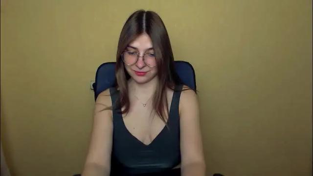 Image 4 of luna_lush_ Stream on Chaturbate on 2 months ago