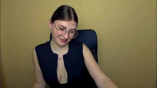 Image 11 of luna_lush_ Stream on Chaturbate on 2 months ago