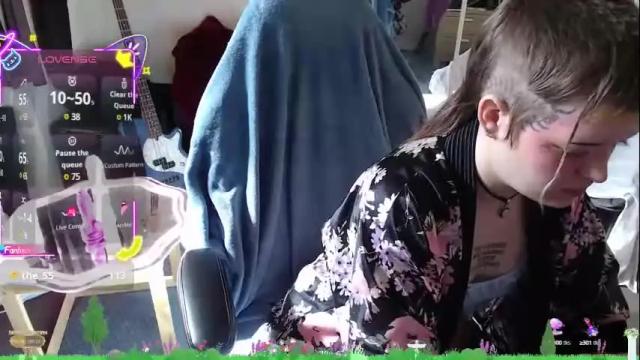 Image 6 of luna_luxx13 Stream on Chaturbate on 23 days ago