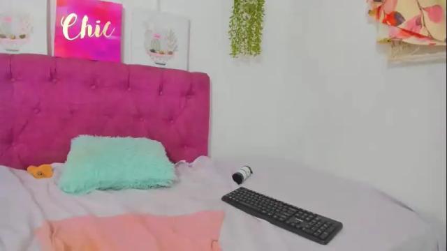 Image 11 of luna_malory Stream on Chaturbate on 1 day ago