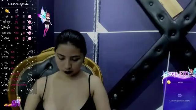 Image 6 of luna_maya Stream on Chaturbate on 15 months ago