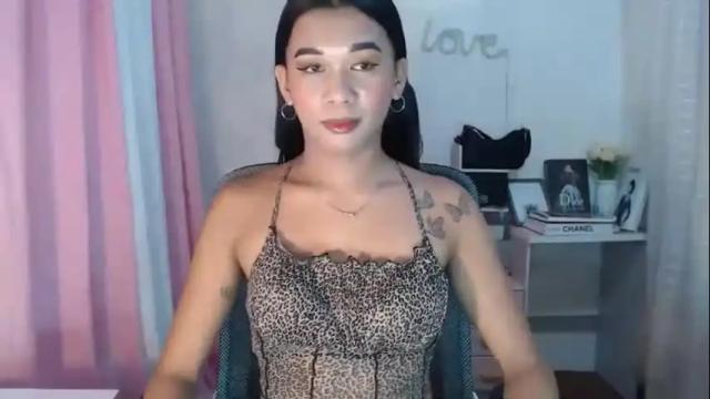 Image 7 of luna_moree Stream on Chaturbate on 2 months ago