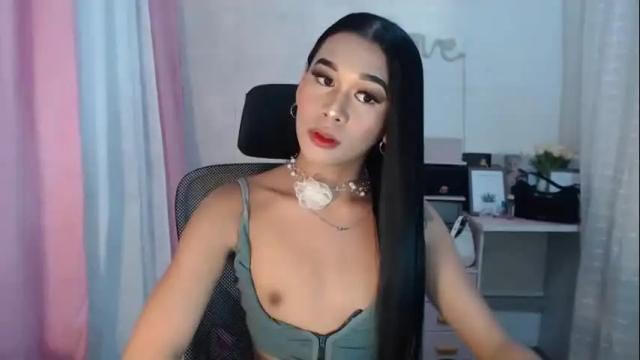 Image 2 of luna_moree Stream on Chaturbate on 1 month ago