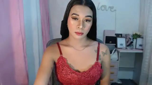 Image 2 of luna_moree Stream on Chaturbate on 1 month ago