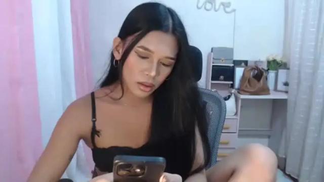 Image 10 of luna_moree Stream on Chaturbate on 1 month ago