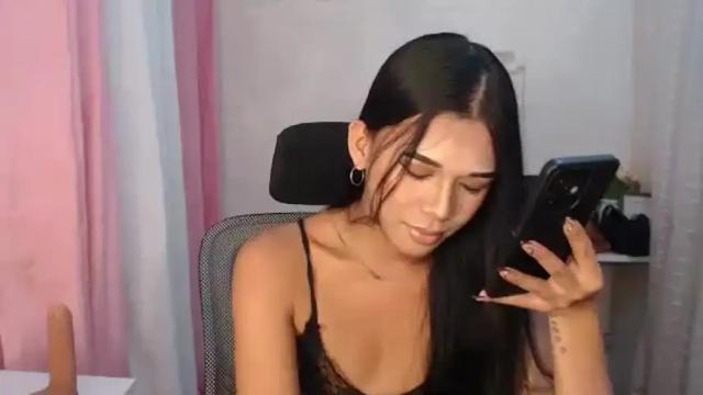 Image 8 of luna_moree Stream on Chaturbate on 1 month ago