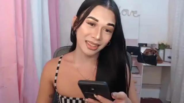 Image 6 of luna_moree Stream on Chaturbate on 1 month ago