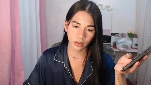 Image 8 of luna_moree Stream on Chaturbate on 21 days ago