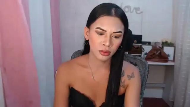 Image 8 of luna_moree Stream on Chaturbate on 13 days ago