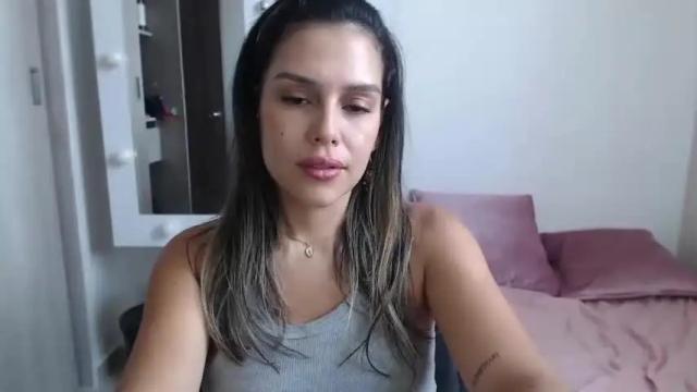 Image 7 of luna_parker1 Stream on Chaturbate on 16 months ago