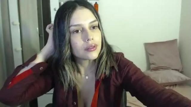 Image 4 of luna_parker1 Stream on Chaturbate on 15 months ago