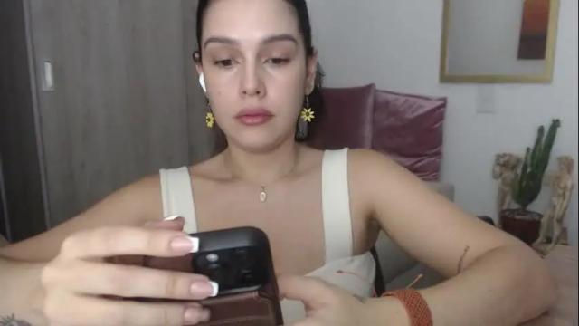 Image 12 of luna_parker1 Stream on Chaturbate on 2 months ago