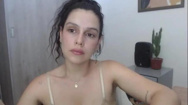 Image 2 of luna_parker1 Stream on Chaturbate on 21 days ago