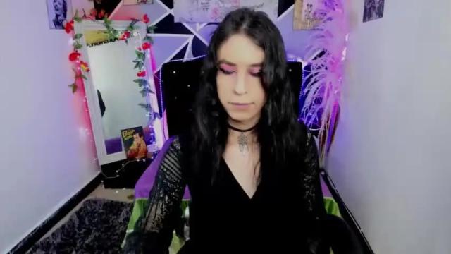 Image 8 of luna_queen420 Stream on Chaturbate on 19 months ago