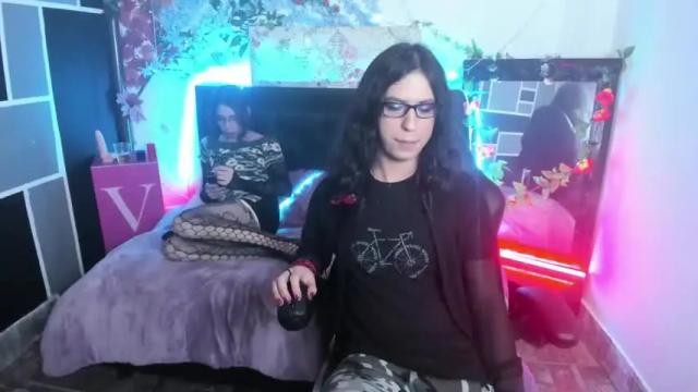 Thumbnail 2, luna_queen420's Stream at Chaturbate, 18 months ago