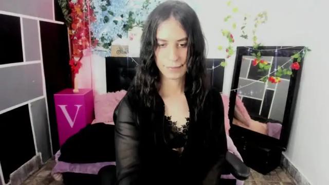 Image 10 of luna_queen420 Stream on Chaturbate on 17 months ago