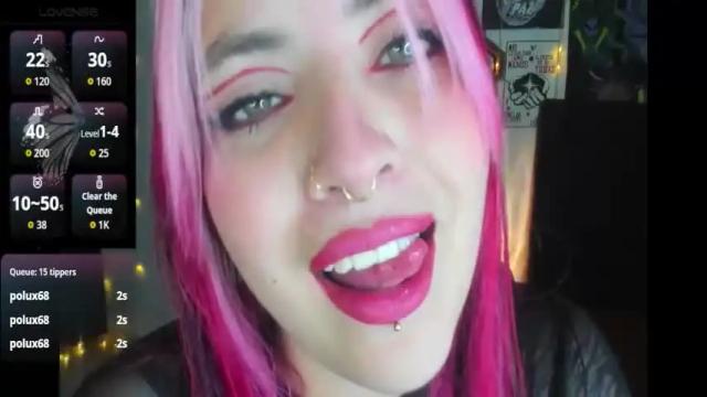 Image 2 of luna_ray420 Stream on Chaturbate on 1 month ago