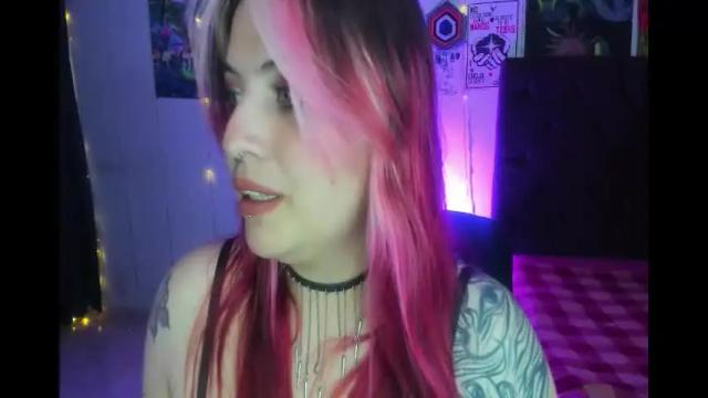 Image 3 of luna_ray420 Stream on Chaturbate on 10 days ago