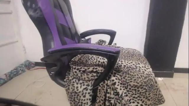 Image 2 of luna_rosita Stream on Chaturbate on 1 month ago