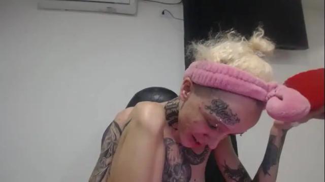 Image 4 of luna_rosita Stream on Chaturbate on 1 month ago
