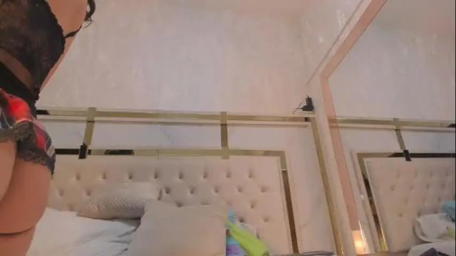 Image 10 of luna_shea Stream on Chaturbate on 1 month ago