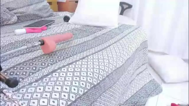 Image 3 of luna_shea Stream on Chaturbate on 27 days ago