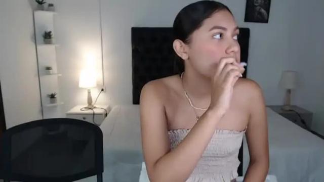 Image 3 of luna_smith3 Stream on Chaturbate on 19 months ago