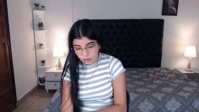 Image 3 of luna_smith3 Stream on Chaturbate on 19 months ago