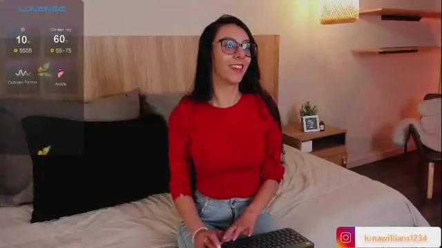Image 12 of luna_willians Stream on Chaturbate on 1 month ago