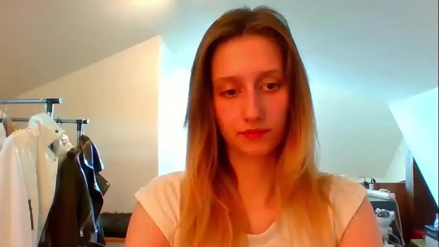 luna_xsensual Chaturbate