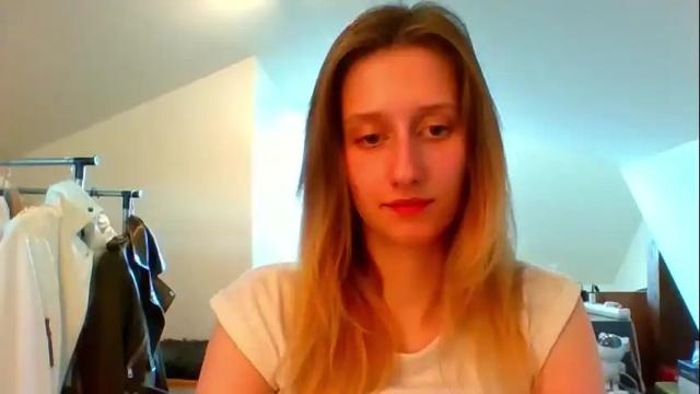 Image 2 of luna_xsensual Stream on Chaturbate on 2 months ago
