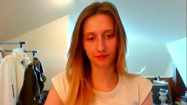 Image 4 of luna_xsensual Stream on Chaturbate on 2 months ago