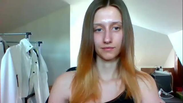 Image 2 of luna_xsensual Stream on Chaturbate on 1 month ago