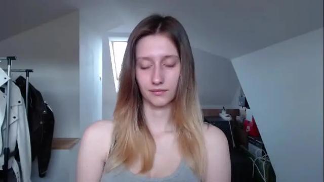 Image 2 of luna_xsensual Stream on Chaturbate on 1 month ago
