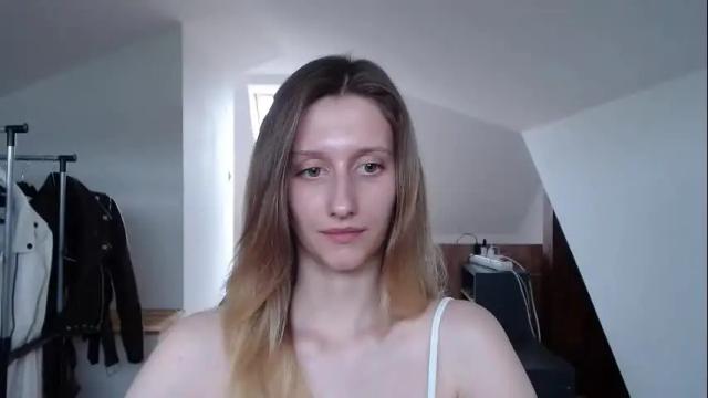 Image 4 of luna_xsensual Stream on Chaturbate on 21 days ago