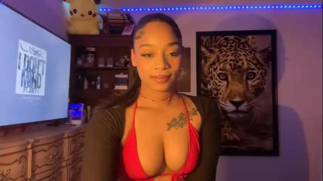 Image 8 of lunaa_11 Stream on Chaturbate on 1 month ago