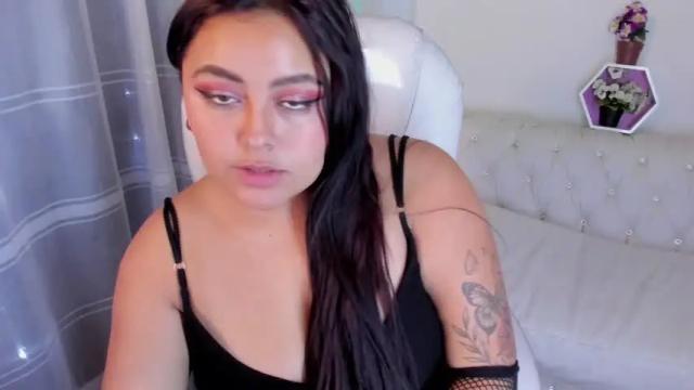 Image 12 of lunaa_dss Stream on Chaturbate on 21 months ago