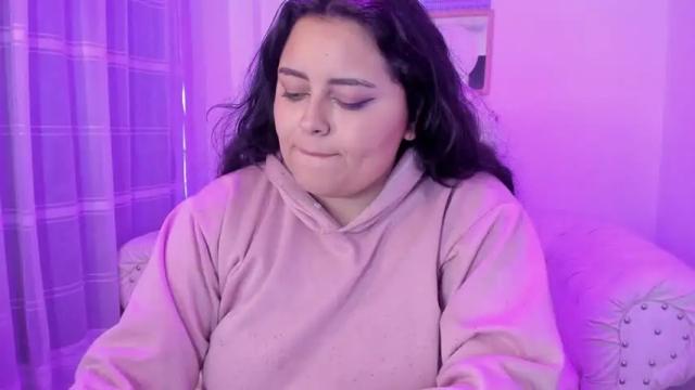 Image 10 of lunaa_dss Stream on Chaturbate on 21 months ago