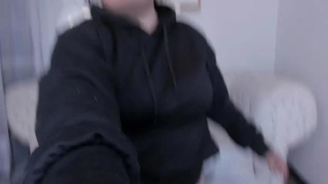 Image 11 of lunaa_dss Stream on Chaturbate on 21 months ago