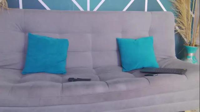 Image 3 of lunaa_lovve Stream on Chaturbate on 2 months ago