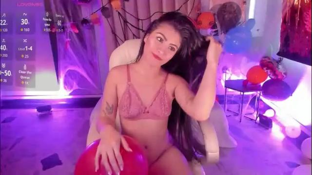 Image 3 of lunaa_lynch Stream on Chaturbate on 5 days ago