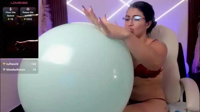 Image 8 of lunaa_lynch Stream on Chaturbate on 22 days ago
