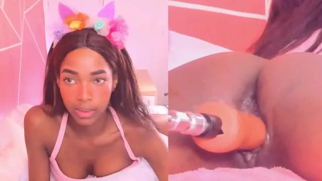 Image 6 of lunaa_thomson Stream on Chaturbate on 17 months ago