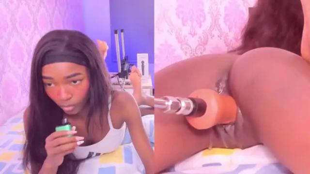 Image 6 of lunaa_thomson Stream on Chaturbate on 17 months ago