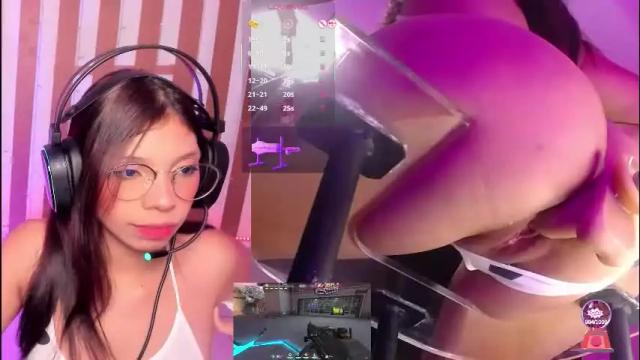 Image 3 of lunaaridi Stream on Chaturbate on 1 month ago