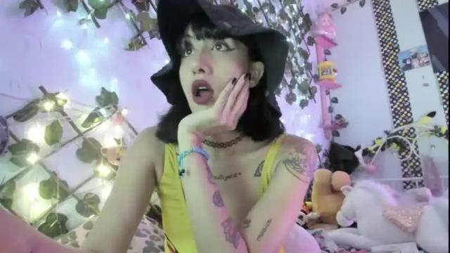 Image 3 of lunacristal_moon Stream on Chaturbate on 12 months ago